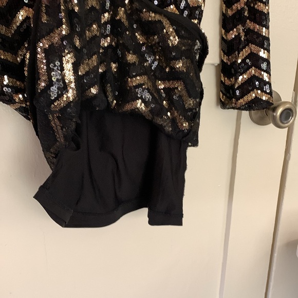 H&M Divided formal form fitting fully lined sequined blk and gold cocktail dress - Picture 6 of 7